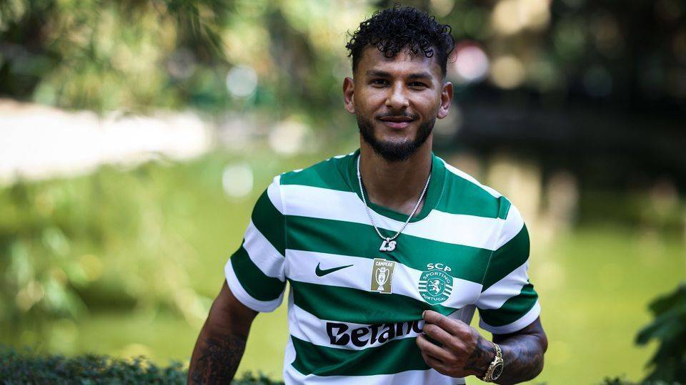 包含赛前葡萄牙体育备战NBA总决赛,官宣签约细节曝光,质疑声仍在,训练强度明显提升的词条 包含赛前葡萄牙体育备战NBA总决赛,官宣签约细节曝光,质疑声仍在,训练强度明显提升的词条